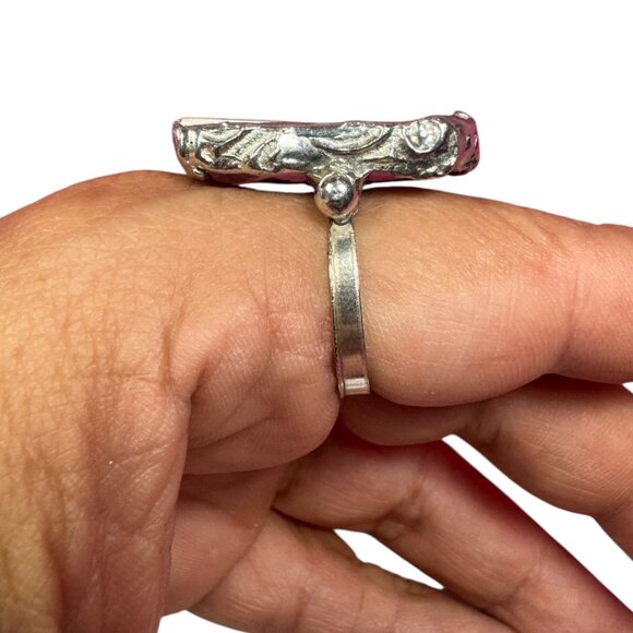 Artisan Crafted Peter Rabbit Wedgewood Broken China Ring With Repurposed Silver - Picture 5 of 11